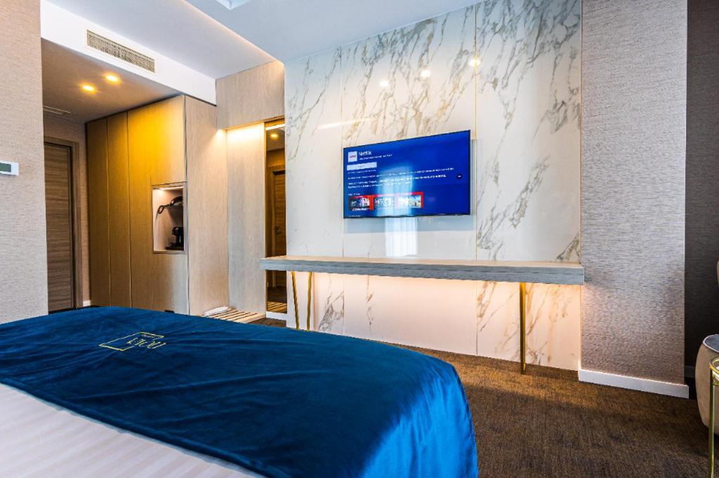 Hotel Nova Luxury Targoviste Ngoại thất bức ảnh